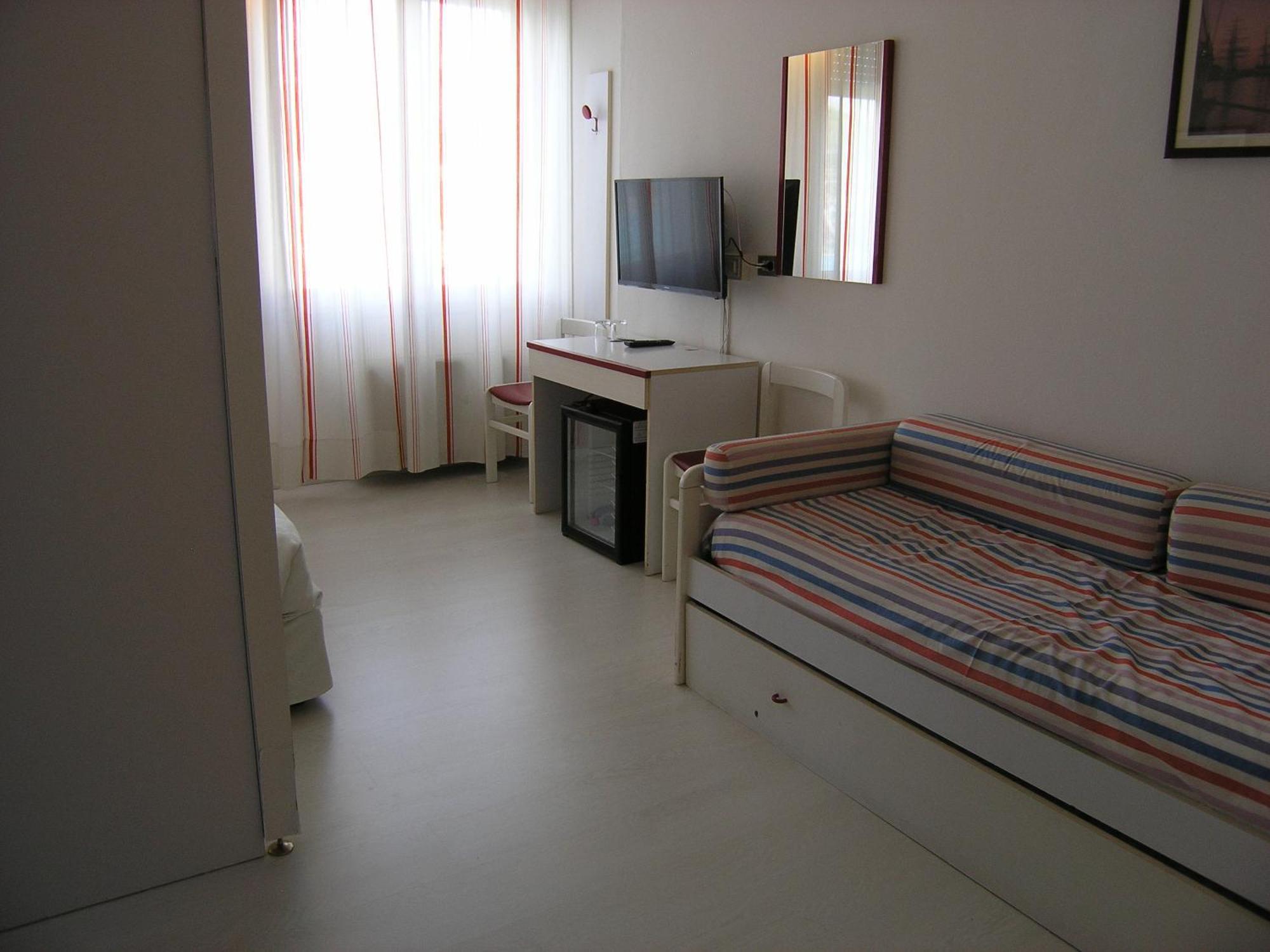 Elba Hotel Rosignano Solvay Szoba fotó