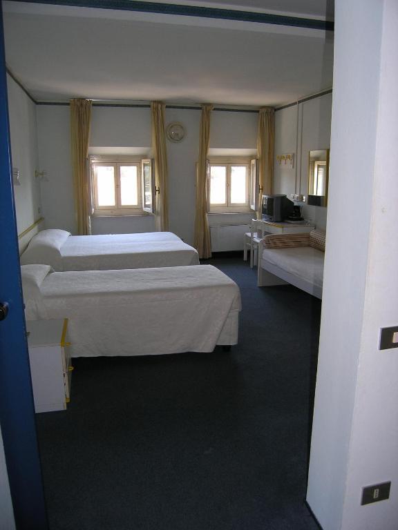 Elba Hotel Rosignano Solvay Szoba fotó