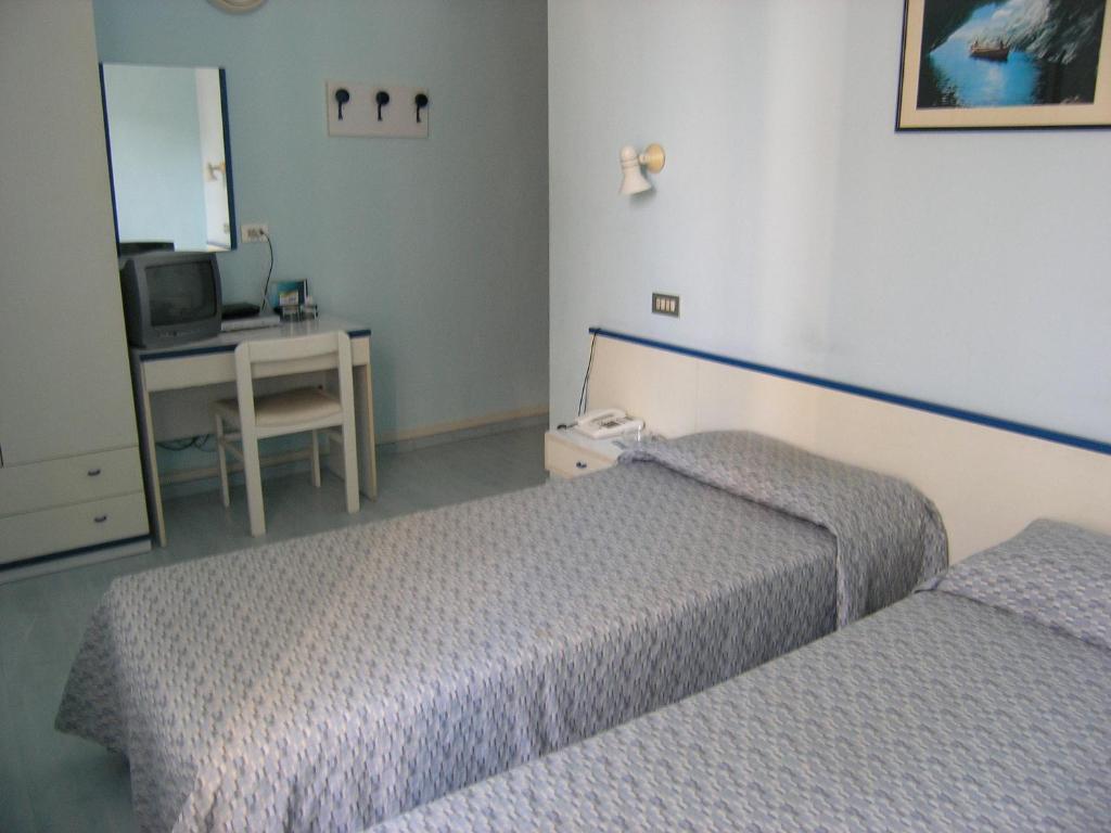 Elba Hotel Rosignano Solvay Szoba fotó