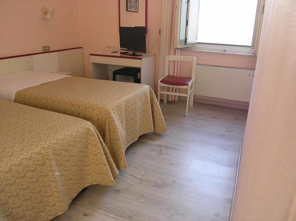 Elba Hotel Rosignano Solvay Kültér fotó
